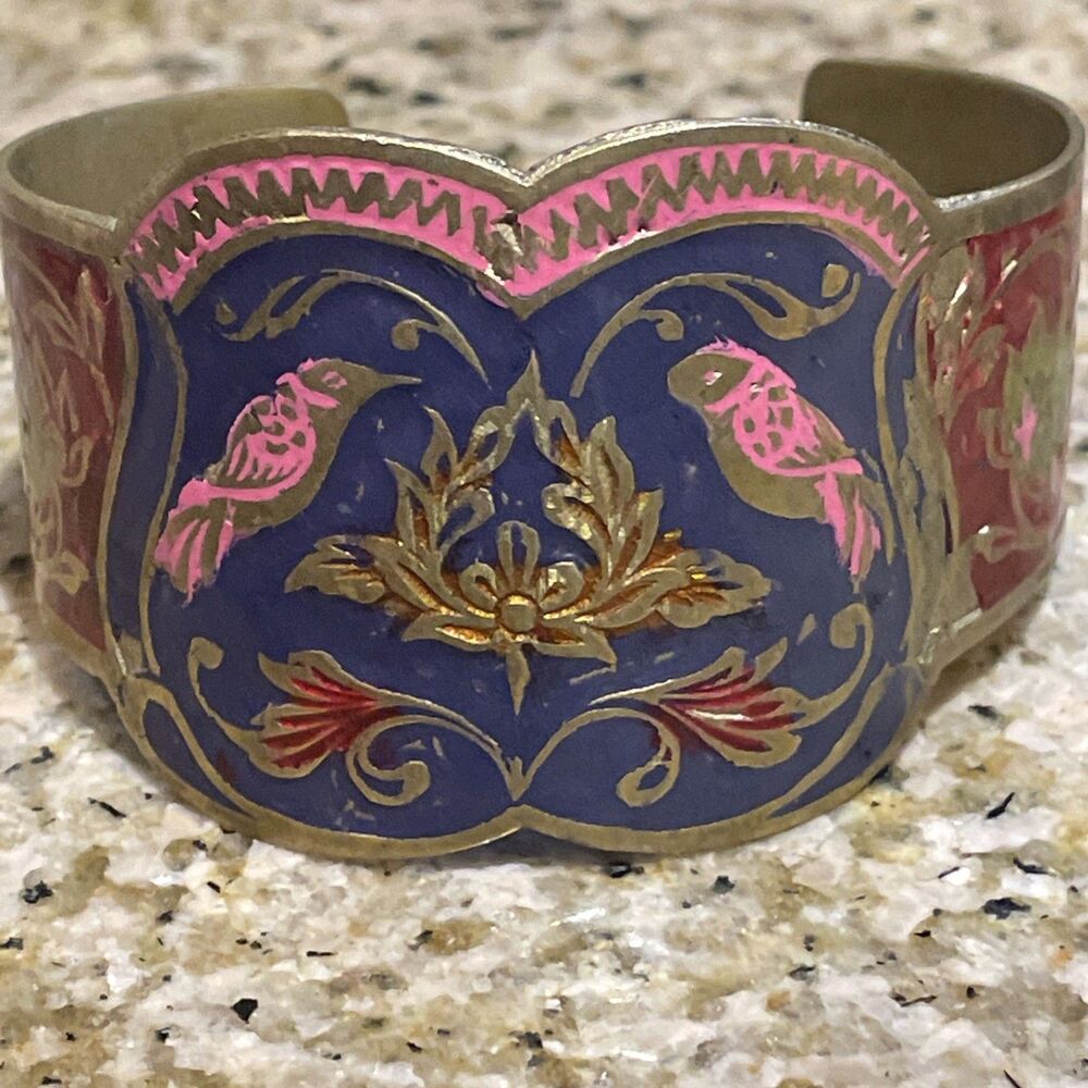 vintage-style hinged Cuff bangle bracelet Brass Bird & Floral Design - Picture 5 of 5
